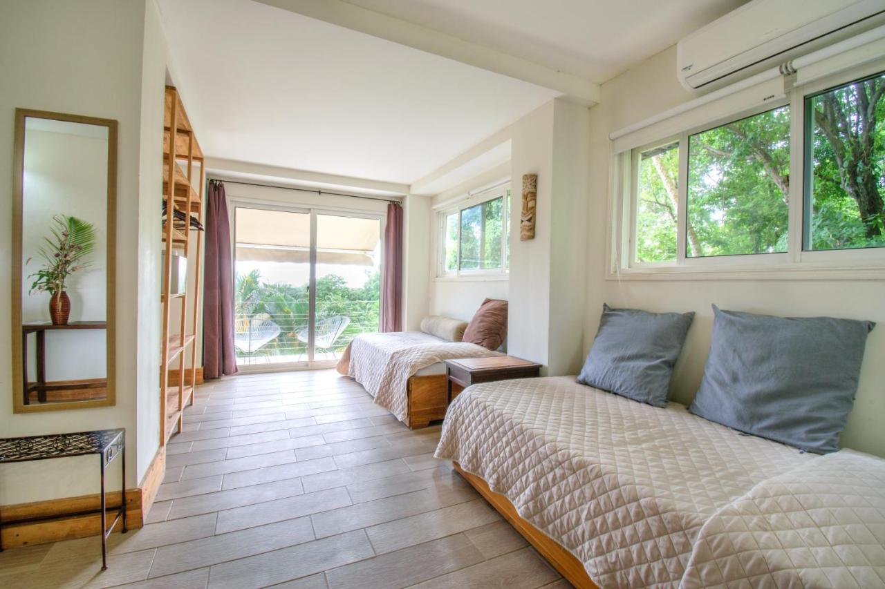 Funky Monkey Lodge Playa Santa Teresa  Ngoại thất bức ảnh