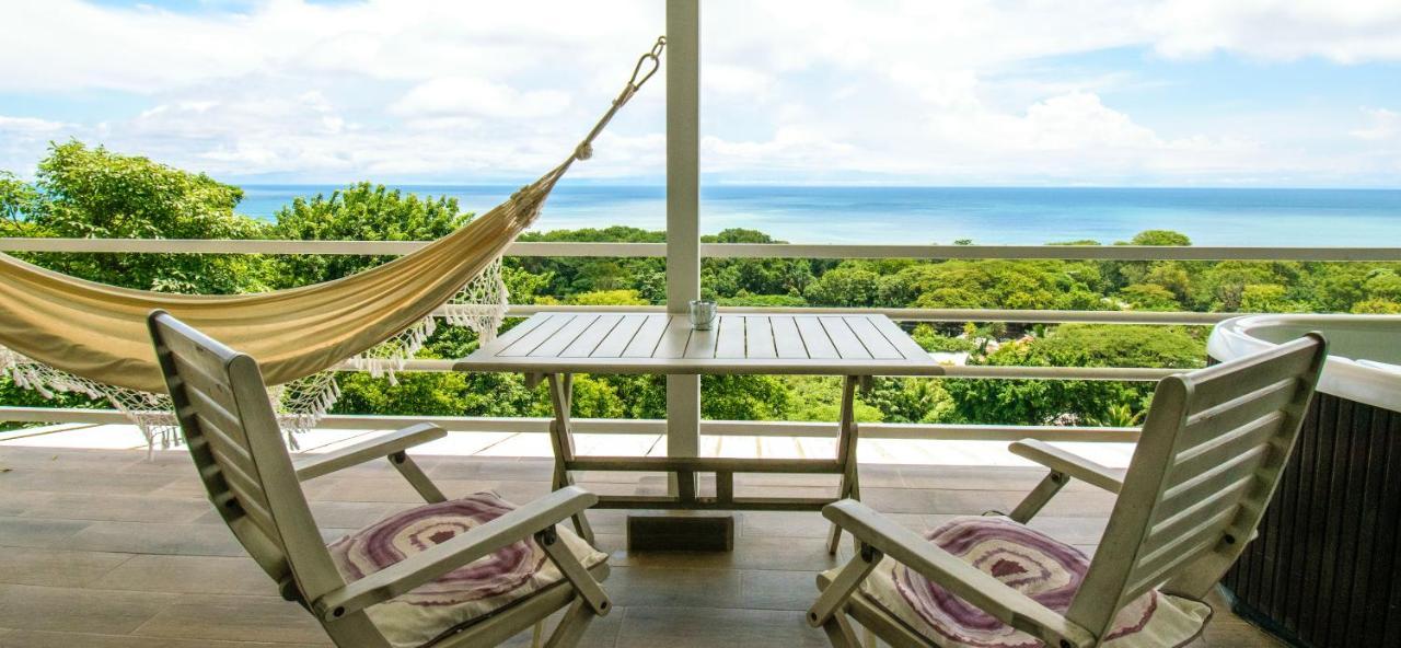 Funky Monkey Lodge Playa Santa Teresa  Ngoại thất bức ảnh