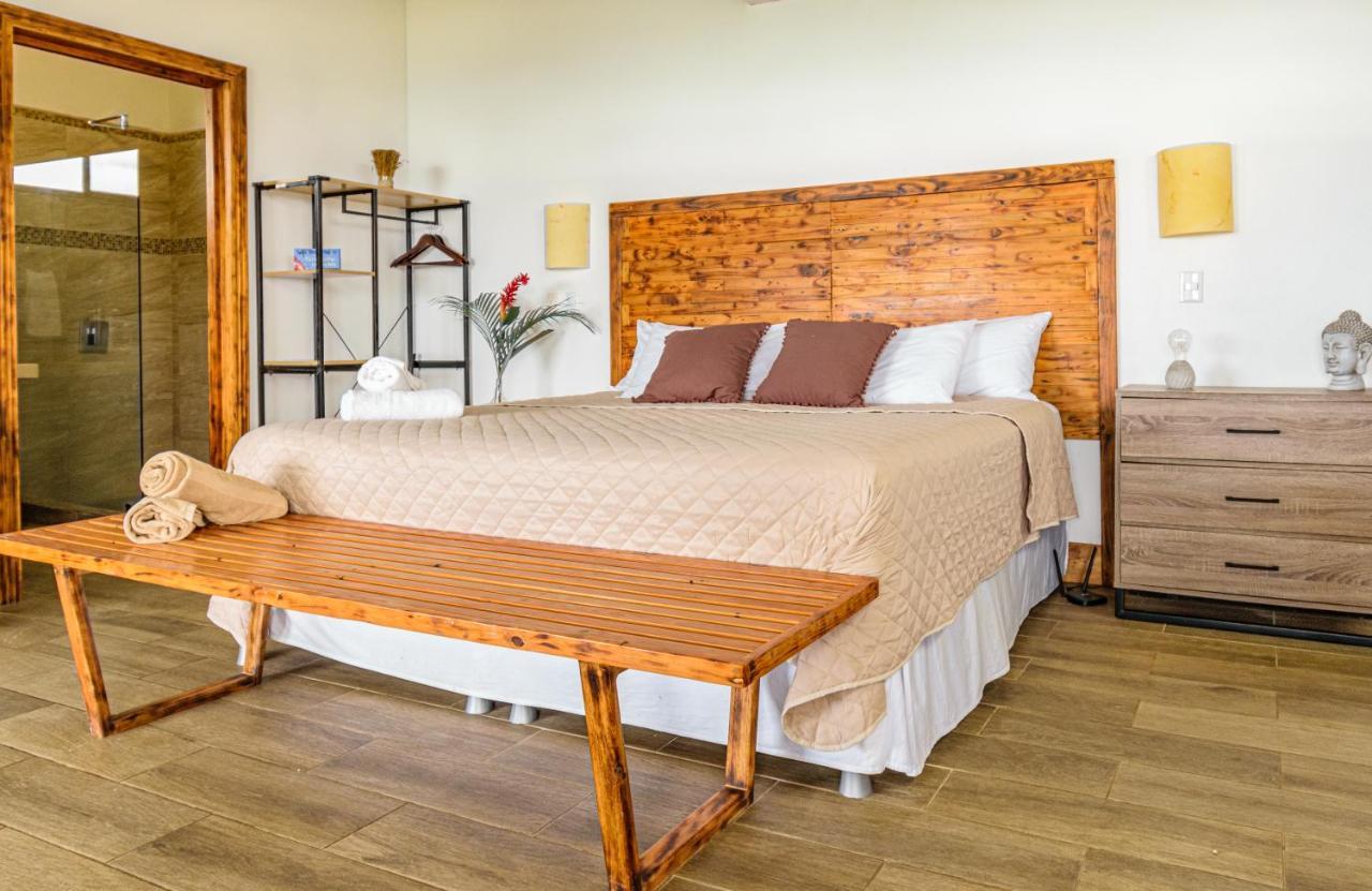 Funky Monkey Lodge Playa Santa Teresa  Ngoại thất bức ảnh