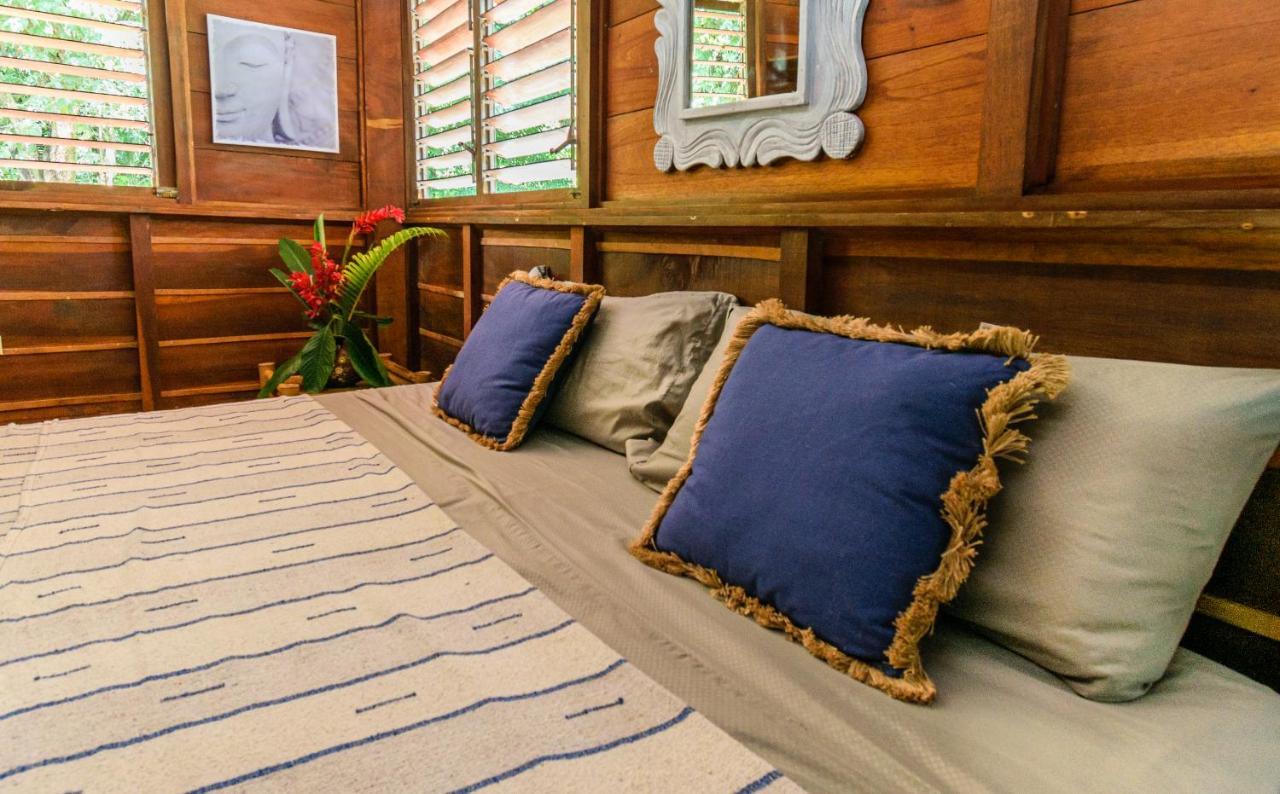 Funky Monkey Lodge Playa Santa Teresa  Ngoại thất bức ảnh