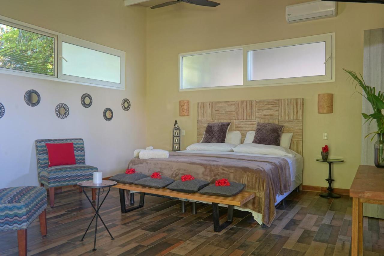 Funky Monkey Lodge Playa Santa Teresa  Ngoại thất bức ảnh